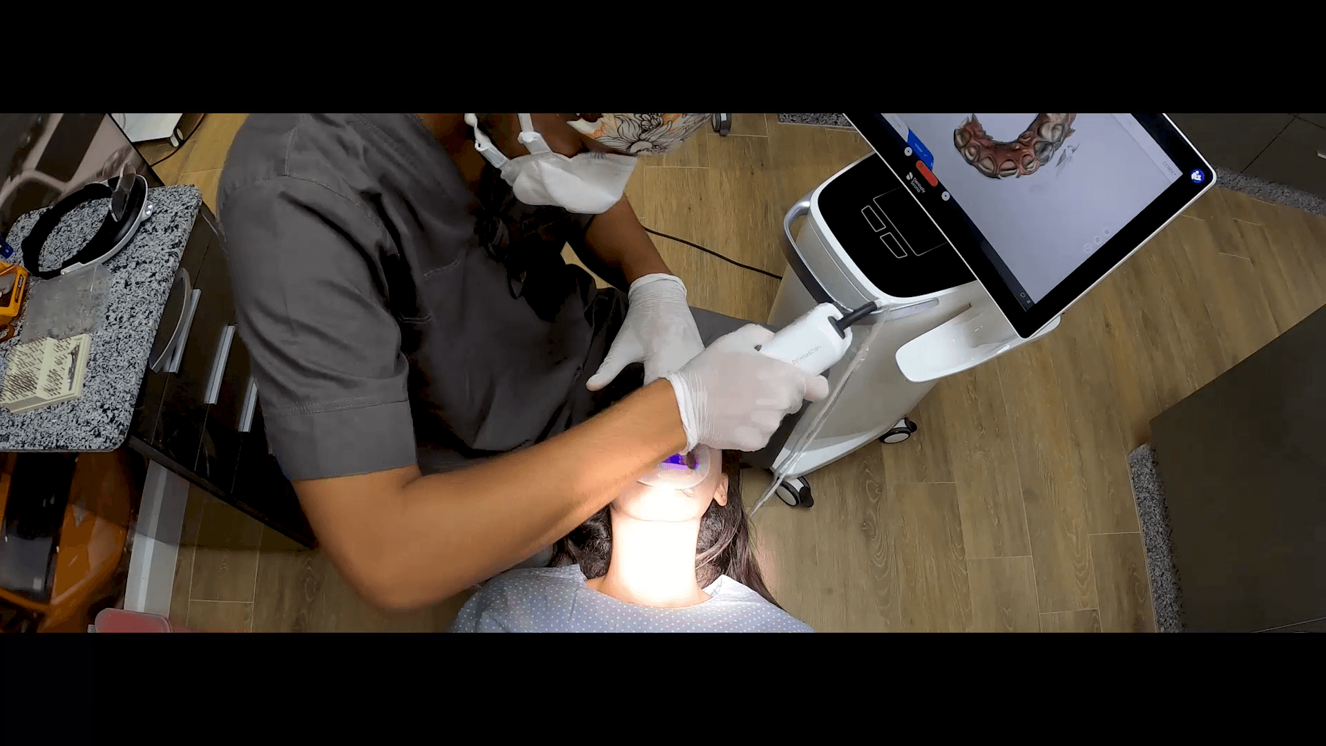 I Am a Dentist